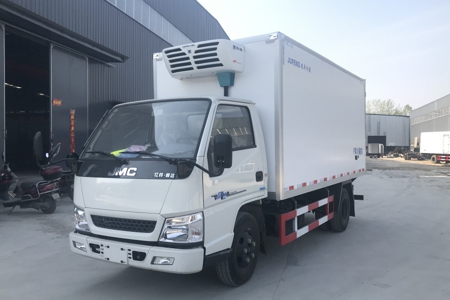 4.2米冷藏车，不超重的蓝牌厢式冷藏车。