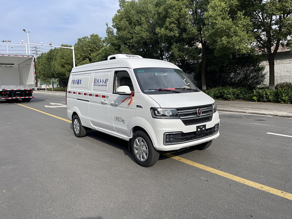 （厢长2.2M）金杯新海狮S面包冷藏车