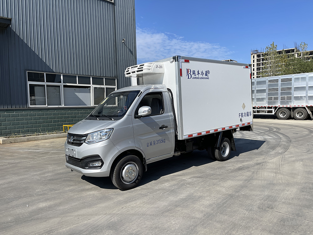 （厢长3.0M）长安跨越王X1后双轮冷藏车
