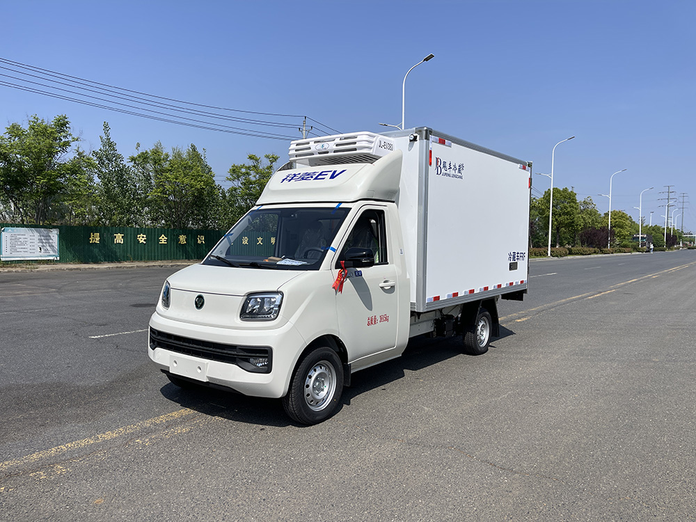 （厢长3.1M）福田祥菱Q-EV纯电冷藏车