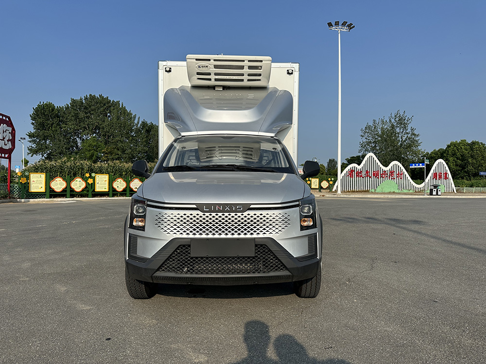 （厢长3.4M）五菱菱势黄金卡纯电冷藏车