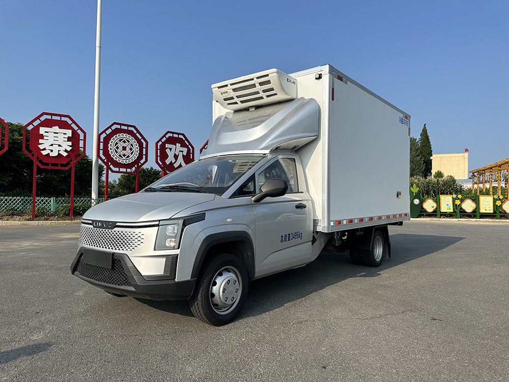 （厢长3.4M）五菱菱势黄金卡纯电冷藏车