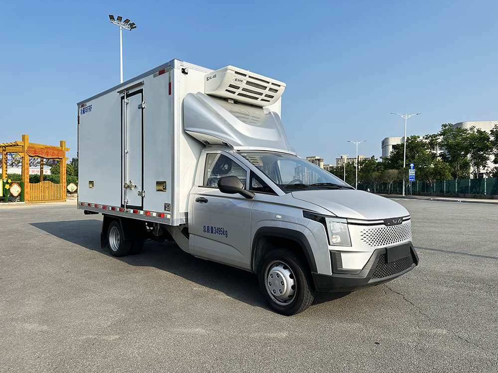 （厢长3.4M）五菱菱势黄金卡纯电冷藏车
