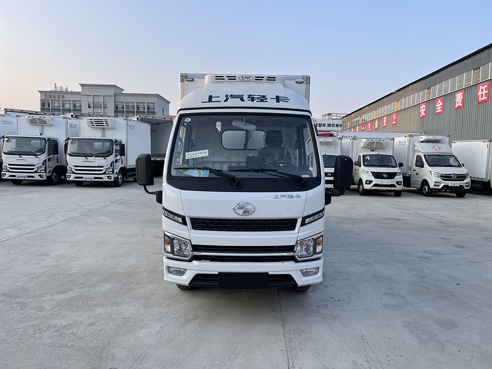（厢长3.5M）上汽福运S80一排半冷藏车