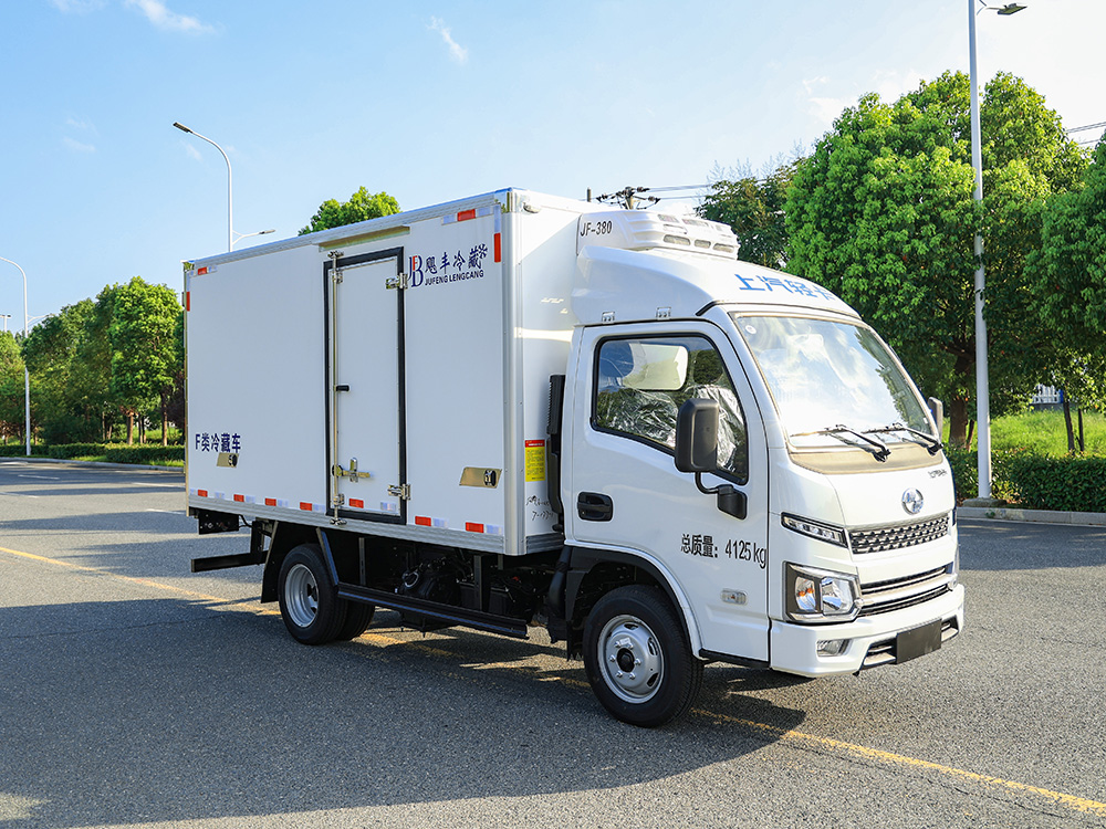 （厢长3.5M）上汽跃进S80冷藏车