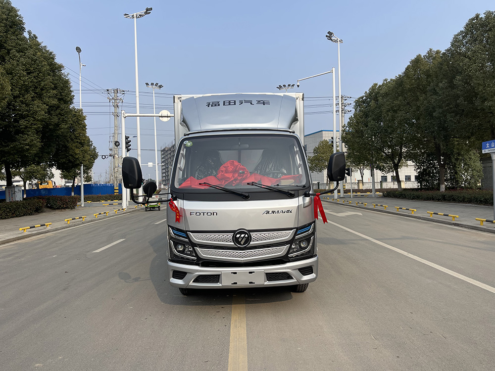 （厢长3.7M）福田欧马可X卡冷藏车