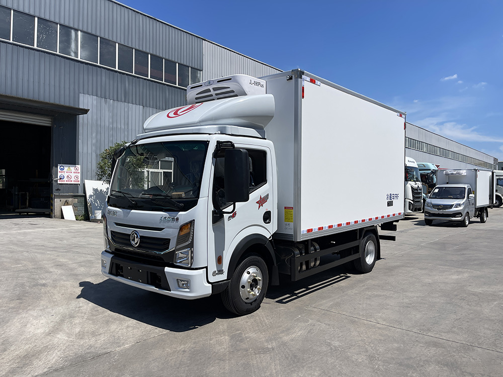 （厢长4.1M）东风冷藏车