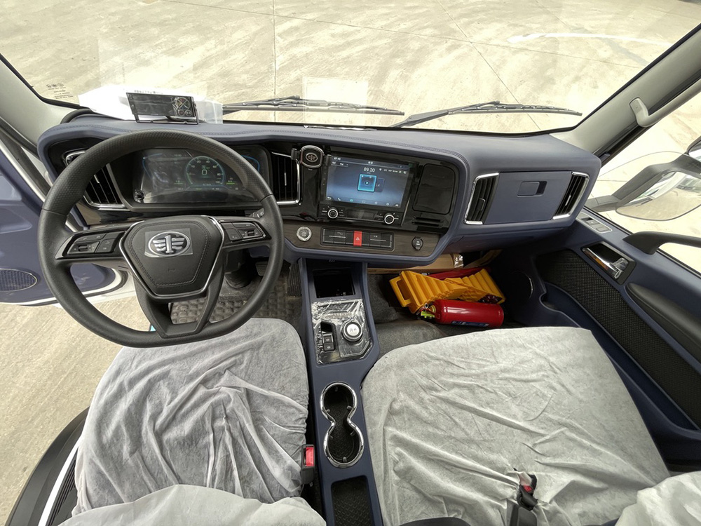 （厢长4.2M）解放虎6G纯电冷藏车