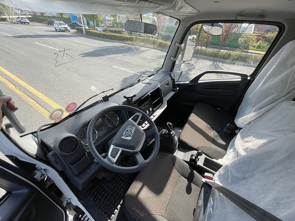 （厢长4.2M）解放虎VN冷藏车