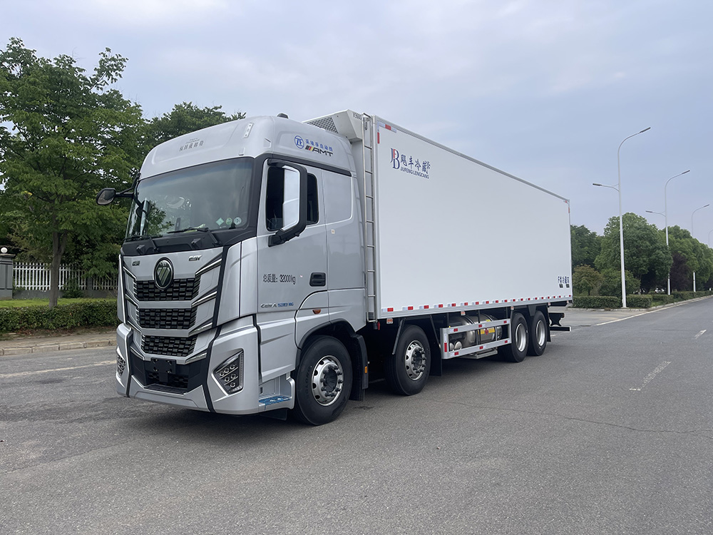 （厢长9.4M）福田欧曼EST天然气冷藏车