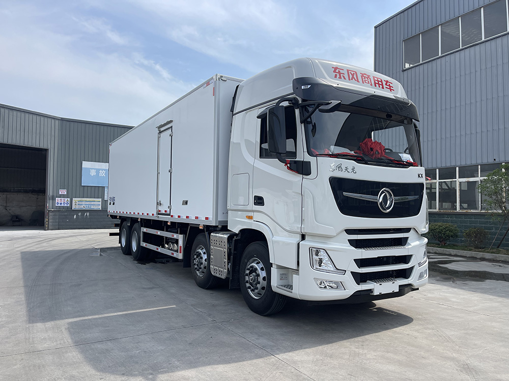 （厢长9.5M）东风天龙KX旗舰版冷藏车  