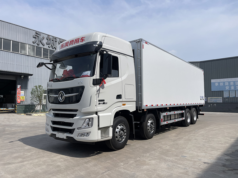 （厢长9.5M）东风天龙KX旗舰版冷藏车  