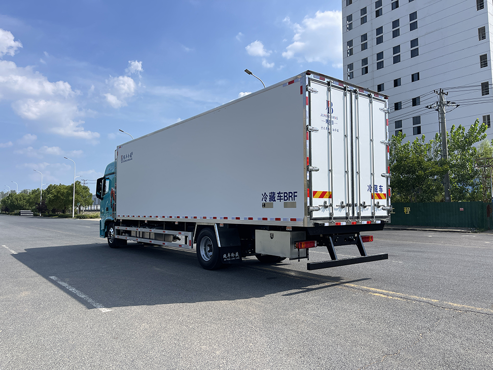 （厢长9.6M）单桥福田欧曼GTL冷藏车