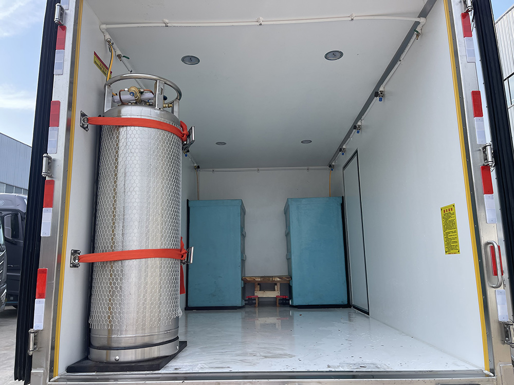 （厢长4.2M）新款福田欧马可鲜活水产品运输车